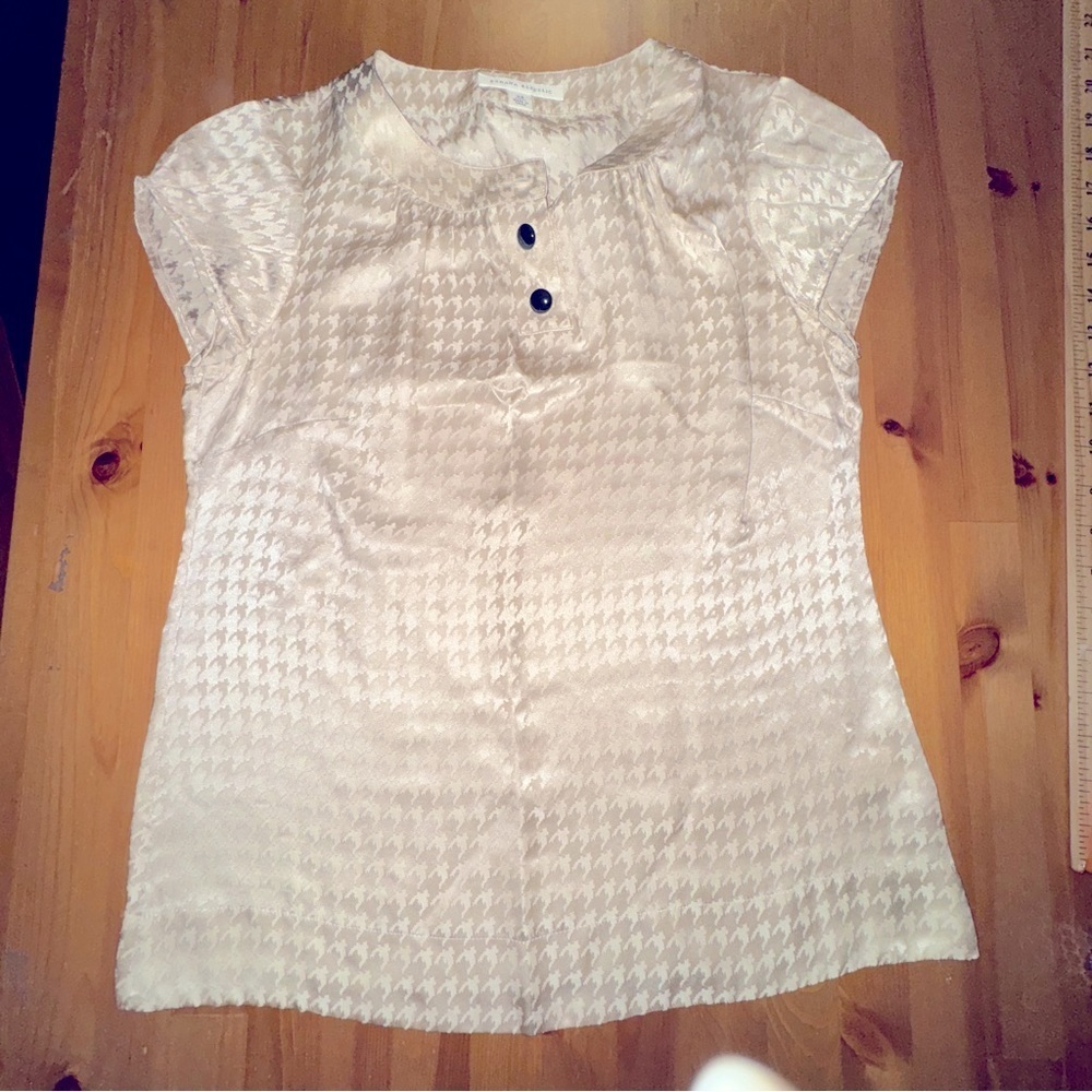 Banana republic silky blouse